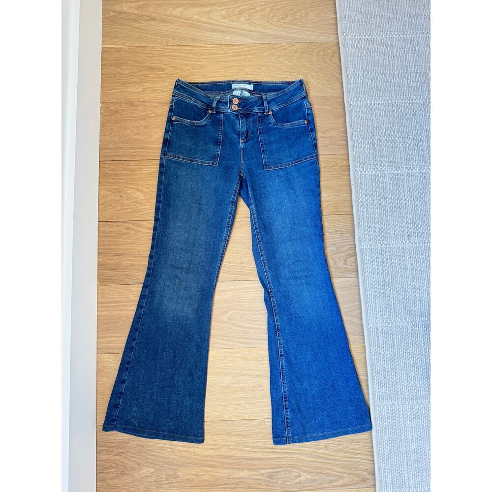 Garage Denim Low Rise Flare Jeans Size 9/29
$75